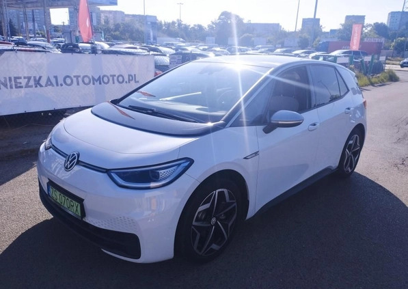 Volkswagen ID.3 cena 119000 przebieg: 34000, rok produkcji 2020 z Łomianki małe 497